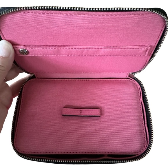 COACH Pink Heart Pattern Jewelry Travel
Case NWOT - Picture 8 of 9